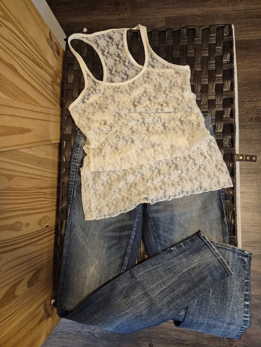 Lace Racerback Tank Top - Picture 13 of 13